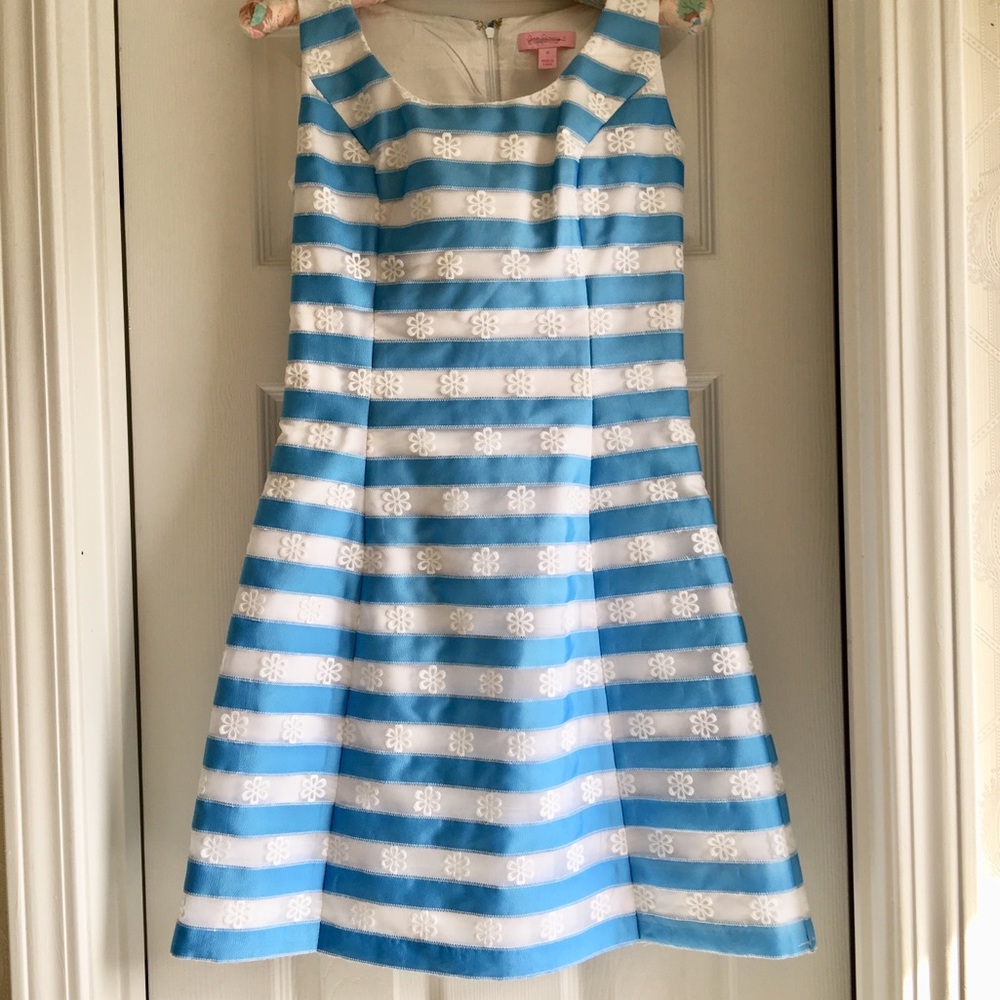 Gorgeous Lilly Pulitzer party dress 👗CYBER SALE!